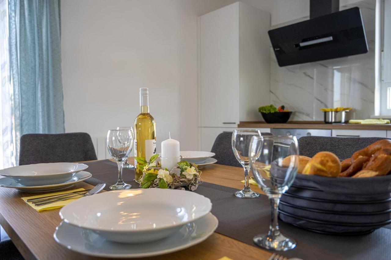 Domus Alba Apartments 普拉 外观 照片